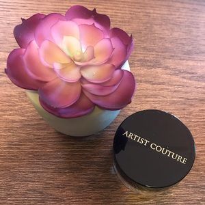 Artist Couture Diamond Glow Highlighting Powder